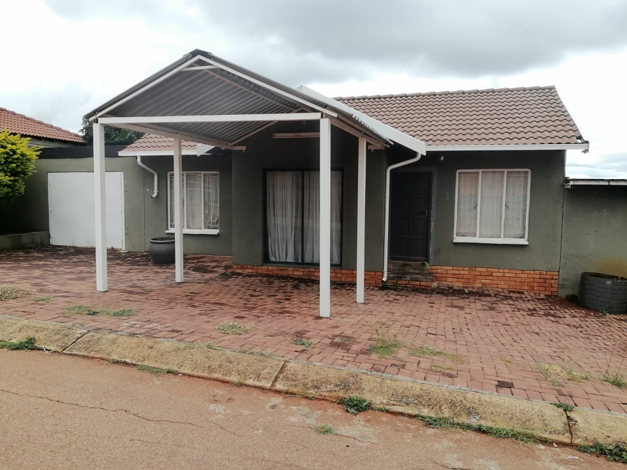 3 Bedroom Property for Sale in Tlhabane West North West